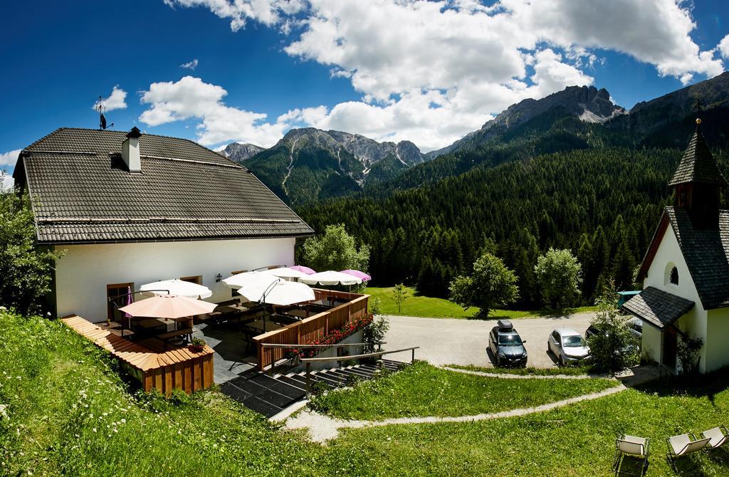 Berggasthof Trattes Hotel Olang Exterior photo